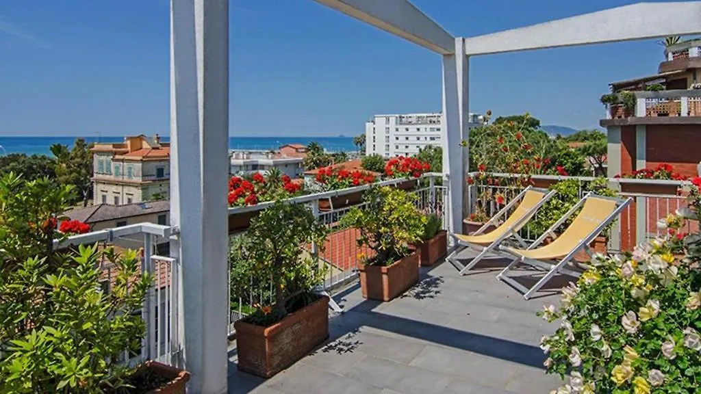 Hotel Scandinavia Marina di Massa