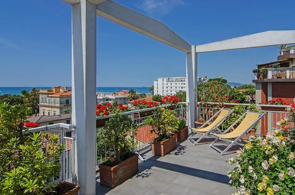 Hotel Scandinavia Marina di Massa